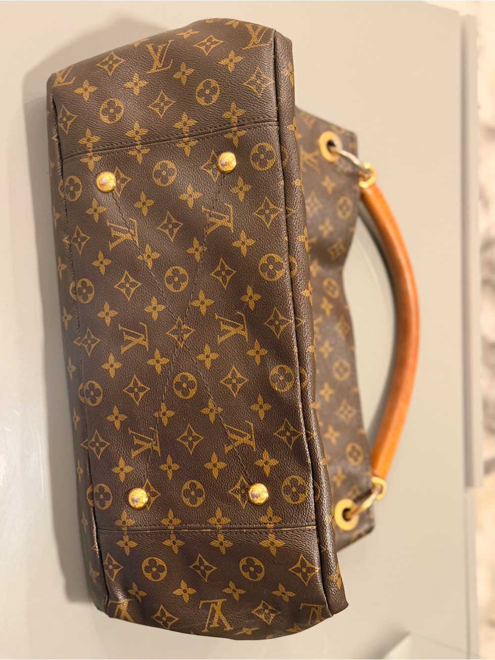 Louis Vuitton Monogram Hobo Shoulder Bag with Tan Leather Trim - Picture 3 of 7